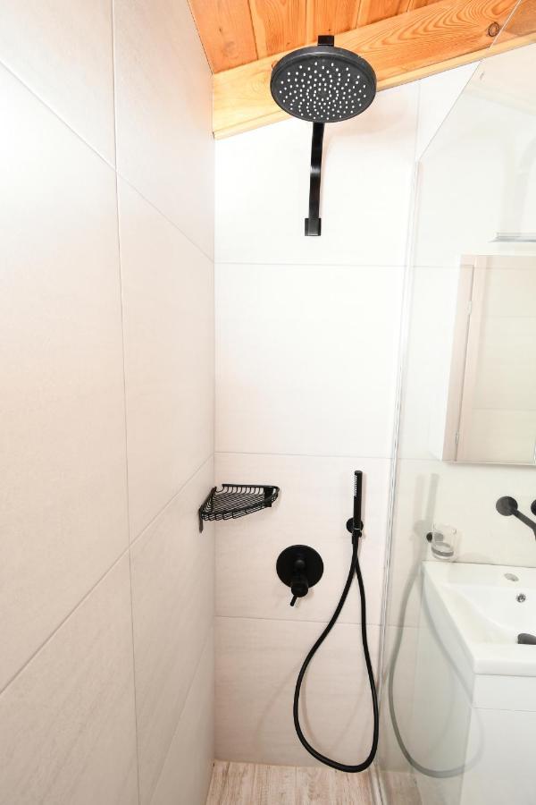 Comfy And Stylish Apt2 Ioánina Exterior foto