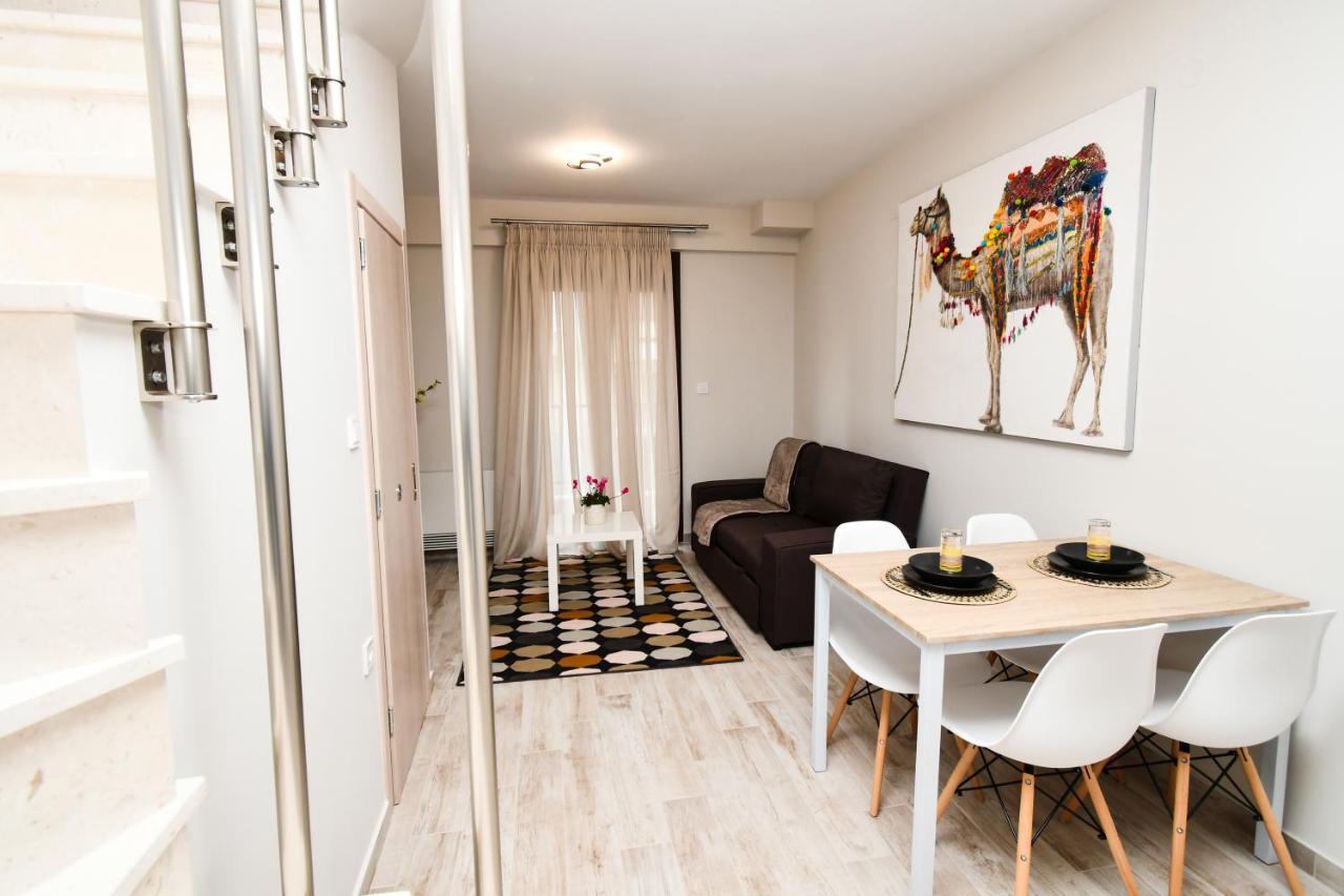 Comfy And Stylish Apt2 Ioánina Exterior foto