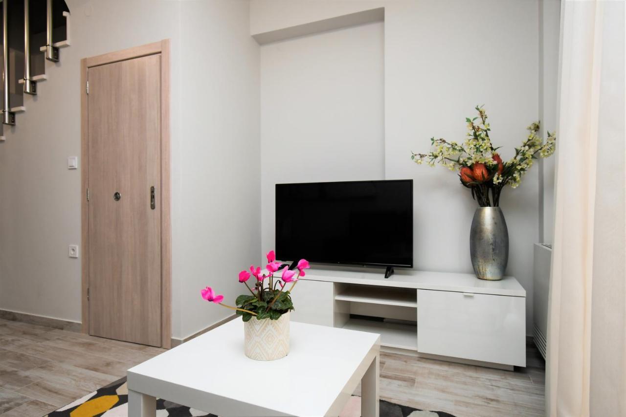 Comfy And Stylish Apt2 Ioánina Exterior foto